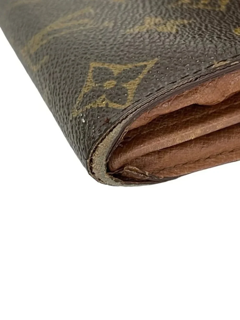 Louis Vuitton accessories	none note	